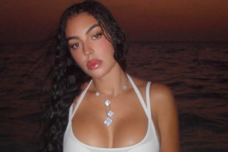  Ronaldo'nun sevgilisi Georgina Rodriguez'in tatil kareleri! 