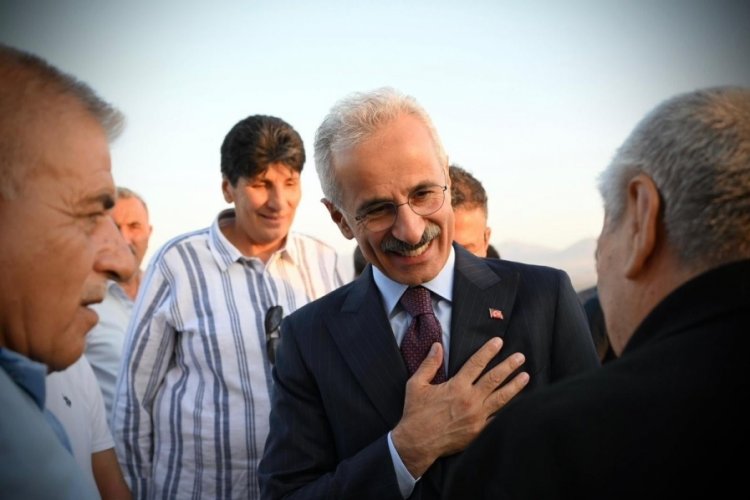 Bakan Uraloğlu hızlı demiryolu hattı temel atma töreni için Iğdır'a gitti 