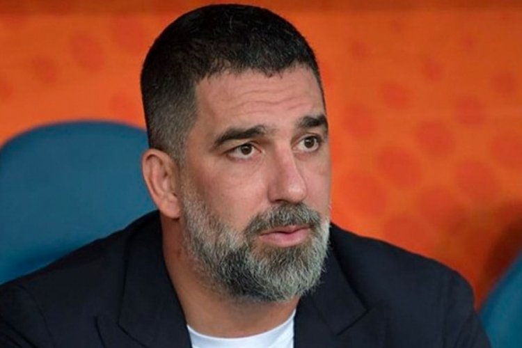 Arda Turan tribünden izlerken yıkıldı