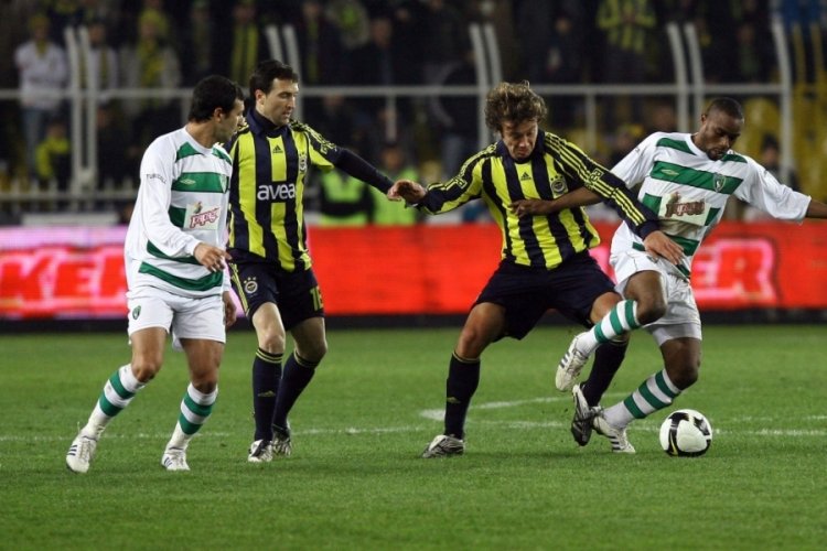 Fenerbahçe, 16 yıl sonra Kocaelispor'u konuk edecek