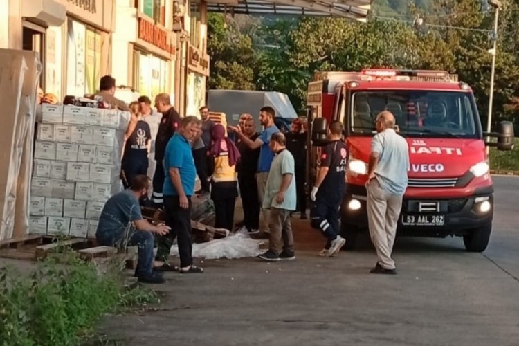 Yük asansörüne sıkışan şahıs hayatını kaybetti
