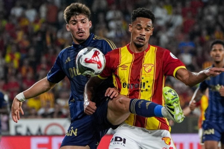 Fenerbahçe, Yusuf Akçiçek için gelen büyük teklifi reddetti