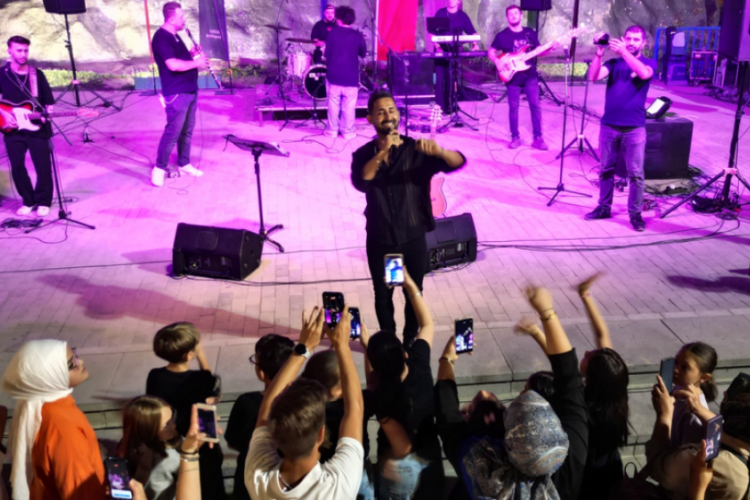 İnegöl'de yaz konserleri, Aydın Şahin ile devam etti