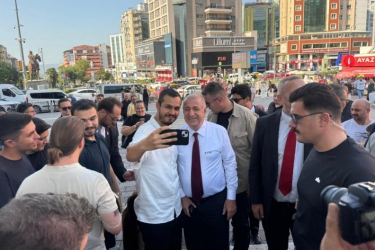 Özdağ, Bursa'da coşkuyla karşılandı! 