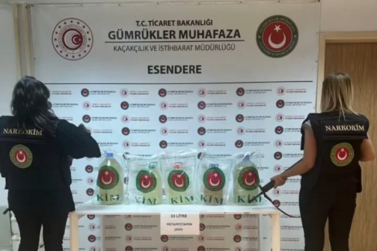 Tırın yakıt deposuna 33 litre sıvı metamfetamin ele geçirildi