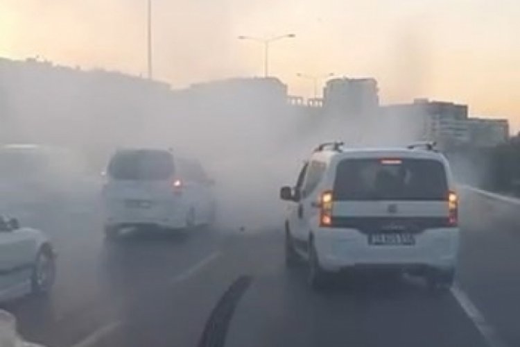 Görüntüler Bursa'dan! Yol kapatıp, lastik yaktılar