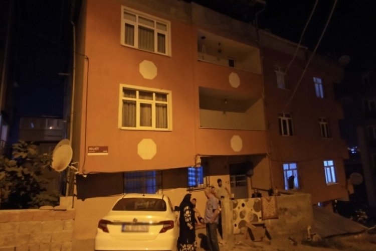 Alacak verecek kavgasında ortalık savaş alanına döndü