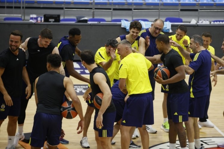Fenerbahçe Erkek Basketbol takımı, yeni sezonun ilk antrenmanını yaptı
