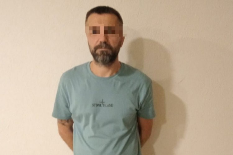 Bursa'dan izini kaybettirdi! Polisler turist kılığına girip yakaladı