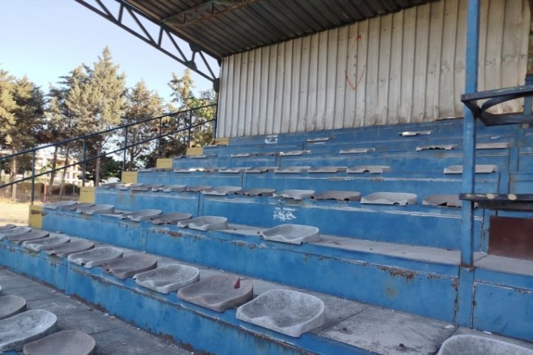 Bursa'da bir stadyumun içler acısı hali!