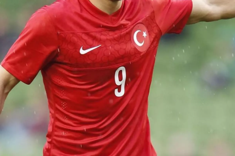 Nereden nereye! Milli Takım'ın efsane golcüsü 3 yıl boş gezdikten sonra amatöre düştü 