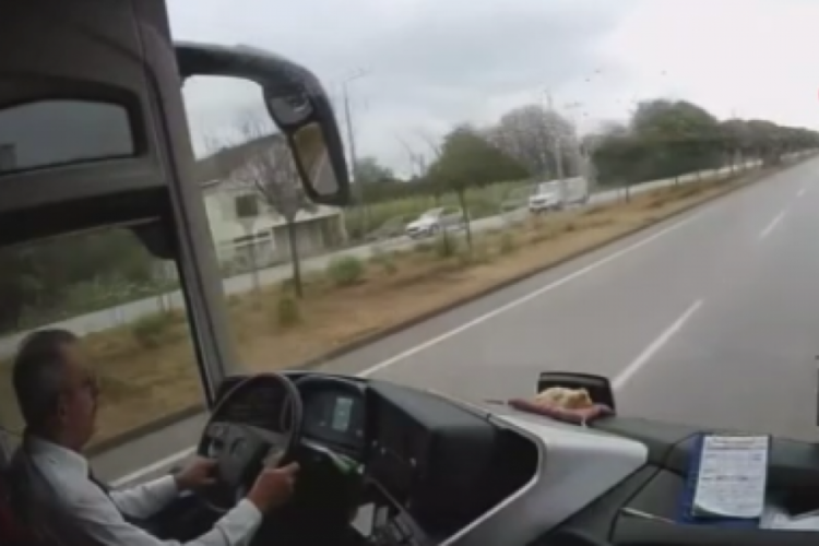 2 kişinin öldüğü otobüs kazasının dehşet görüntüleri ortaya çıktı