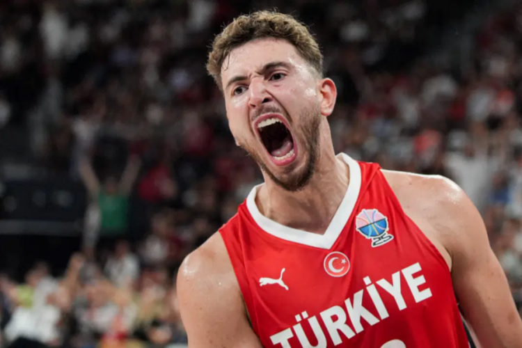 EuroBasket 2025 heyecanı başlıyor: 12 Dev Adam'ın ilk rakibi Letonya!