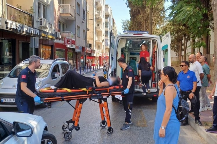 Otomobilin sıkıştırdığı iddia edilen motosiklet sürücüsü yaralandı