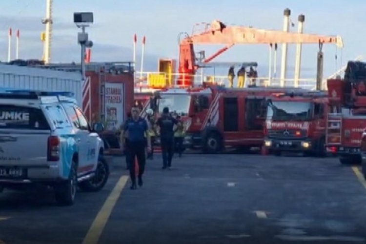Haydarpaşa Limanı'nda yakıt ikmal gemisinde yangın 