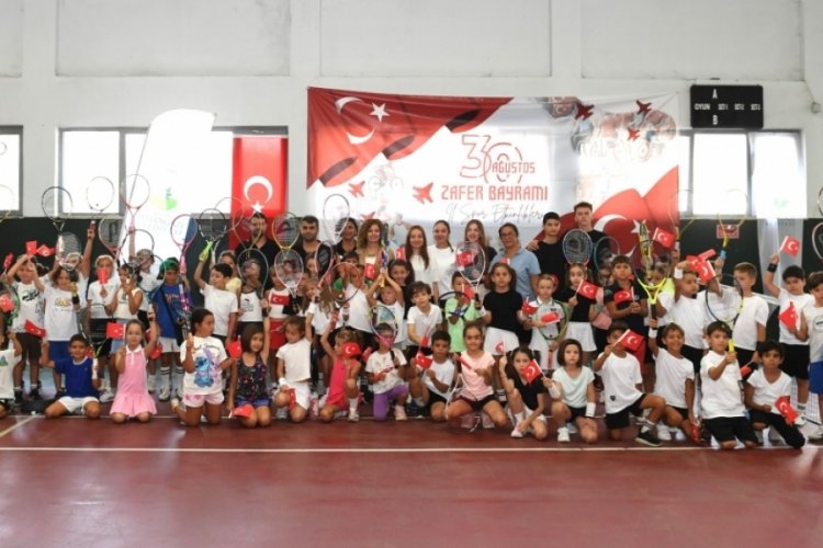 Osmangazi'de minik raketlerin turnuva heyecanı