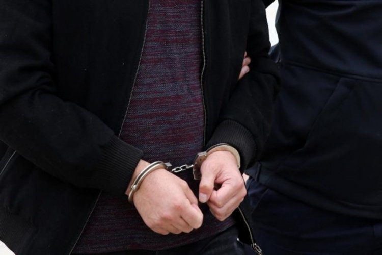 Eski emniyet müdürü firari FETÖ'cü Muğla'da enselendi