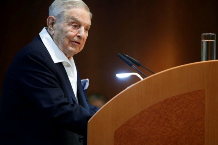 Donald Trump, George Soros'un yargılanmasını istedi