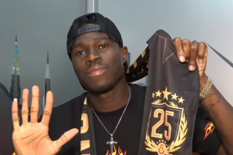 Wilfried Singo, İstanbul'a geldi