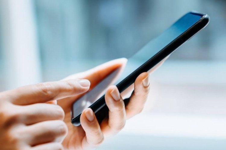 O ülkede cep telefonu kullanımı yasaklanıyor!