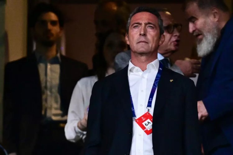 Portekiz'de tribünler ''Ali Koç istifa'' sesleriyle inledi 