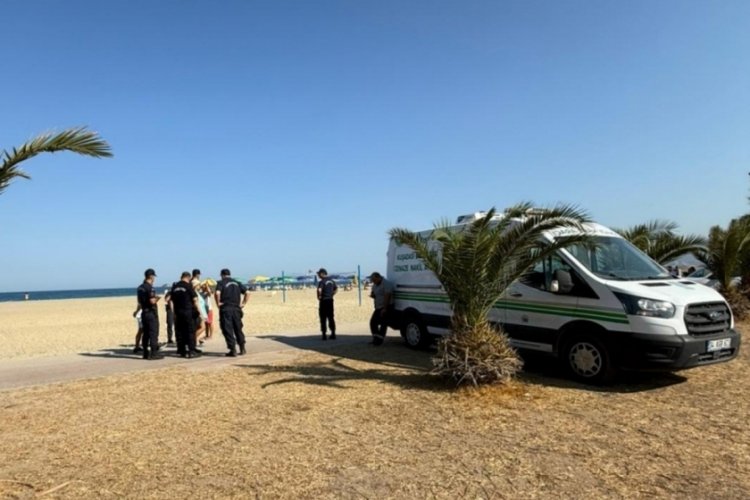 Kuşadası'nda kıyıya vurmuş erkek cesedi bulundu