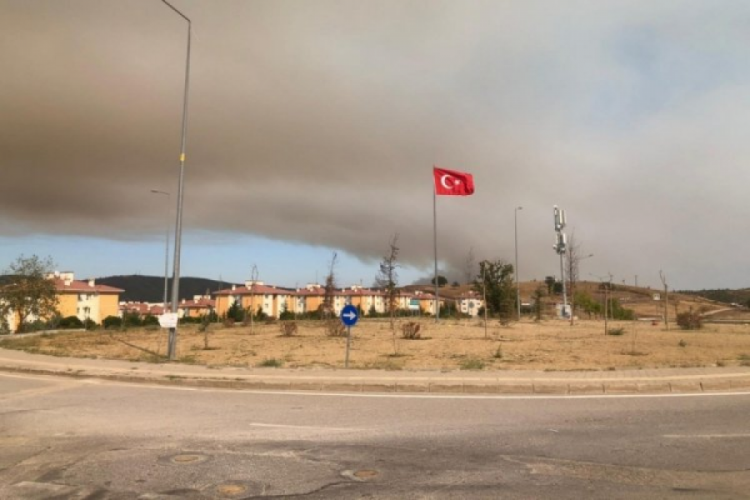 Bursa Valiliği, devam eden yangınla ilgili açıklama yaptı!
