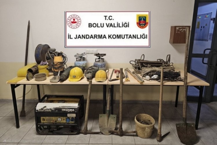 Kaçak kazı yapan 3 kişi suçüstü yakalandı