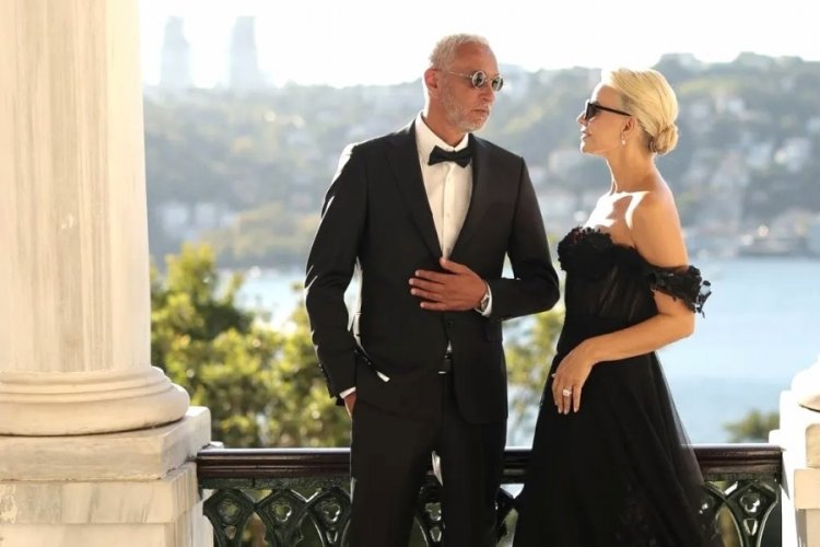Esra Erol aşka geldi! Eşi Ali Özbir ile romantik pozlar verdi