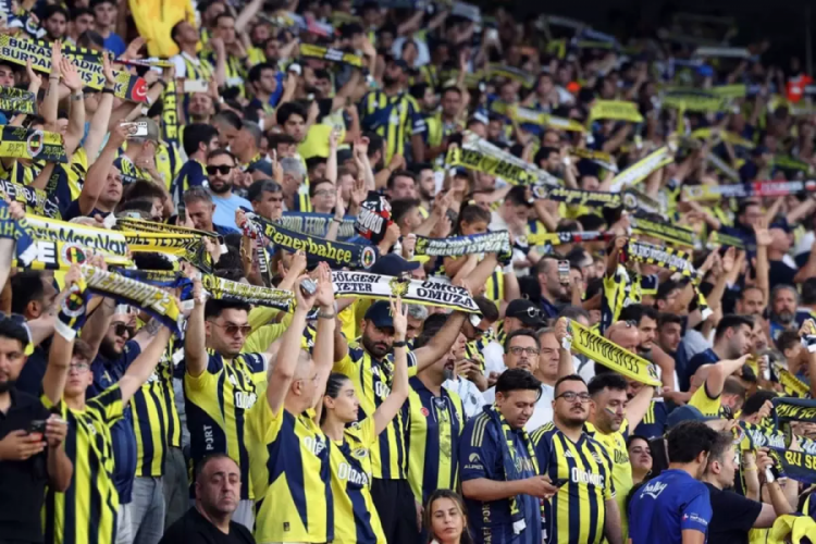 Fenerbahçe'nin hocası belli oldu! Gençlerbirliği maçına çıkacak