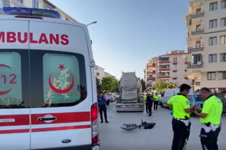Tırın altında kalan bisikletli çocuk hayatını kaybetti