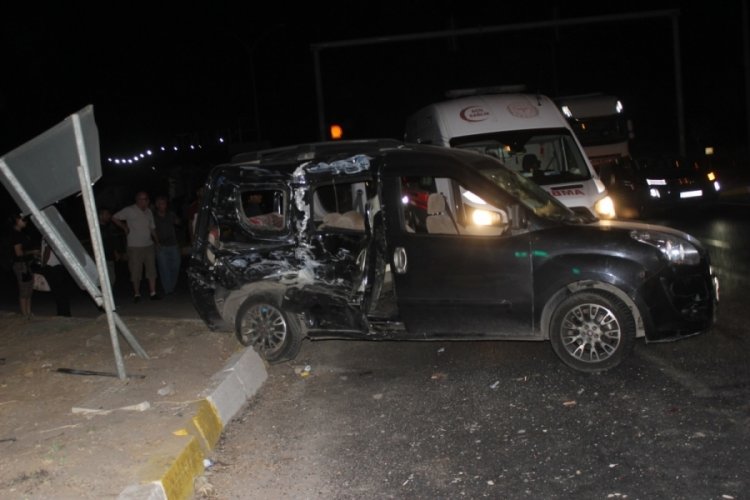 Manisa'da feci kaza: Ölü ve yaralılar var...