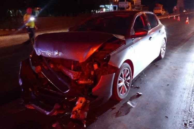 İki otomobilin çarpıştığı kazada 9 kişi yaralandı