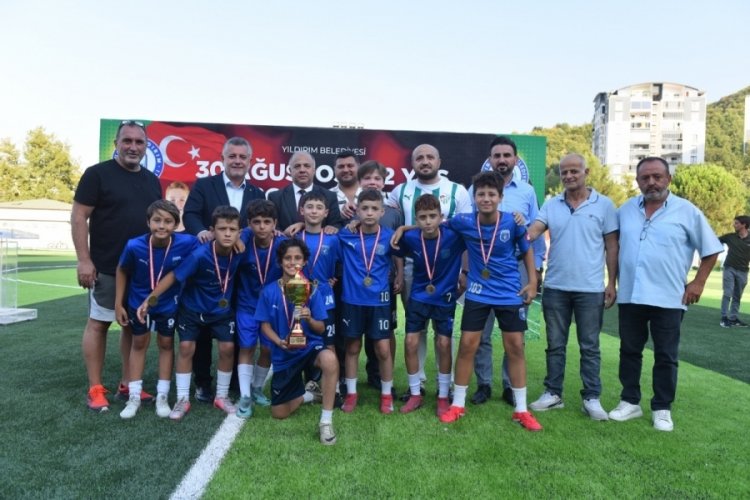 Yıldırım'da 'Zafer' gururu sahaya yansıdı