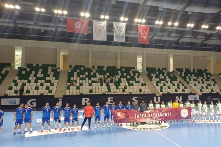 Nilüfer Belediyespor Erkek Hentbol Takımı yeni sezona galibiyetle başladı 