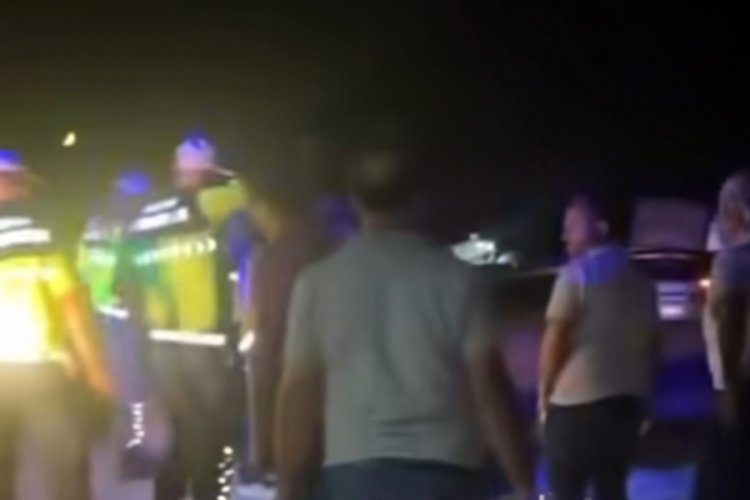 Yolun karşısına geçmeye çalışan yayaya otomobil çarptı: 1 ölü