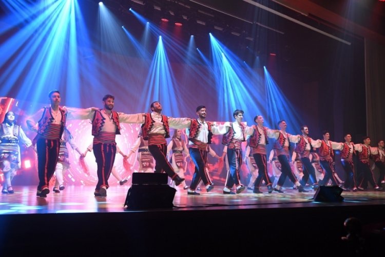 Osmangazi'de "Zaferin Dansı" gösterisi izleyenleri büyüledi 