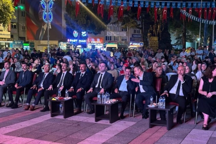 Orhangazi'de Ülkü Ocakları'ndan "30 Ağustos Zafer Gecesi"  programı!
