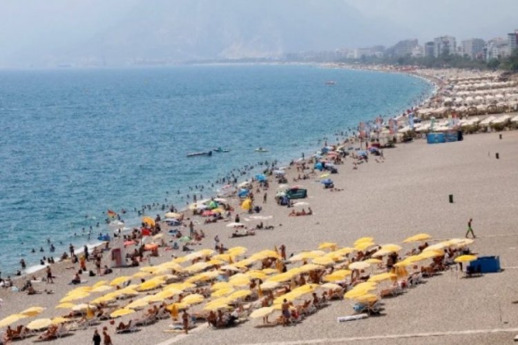 Antalya'da termometreler 33 dereceyi gördü
