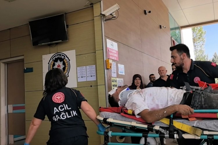 Bursa'da iş kazası! Havalandırma boşluğuna düştü...