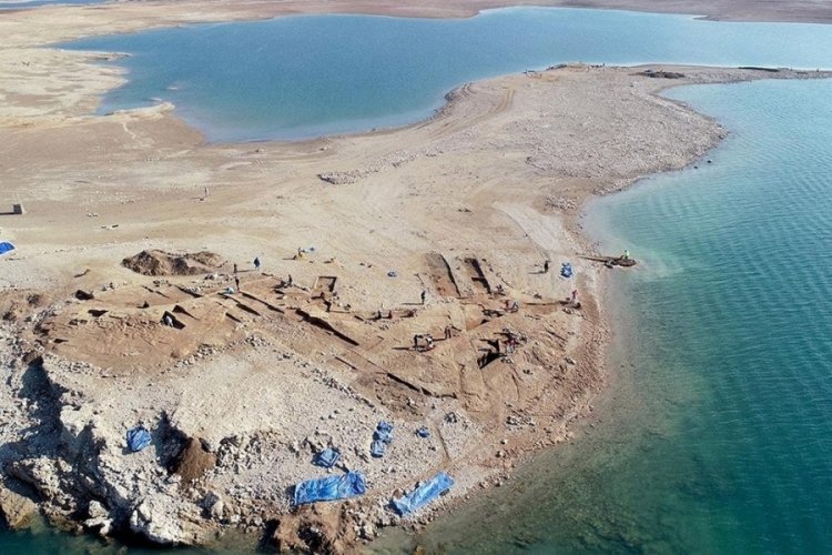 Irak'ta kuraklık antik kenti ortaya çıkardı