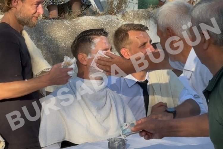 Gelin ilk tokadı attı, davetliler tokat atmak için sıraya girdi  