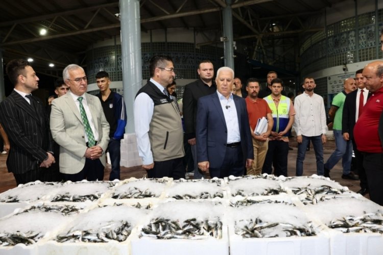 Bursalı balıkçılar Başkan Bozbey ile 'Vira Bismillah' dedi