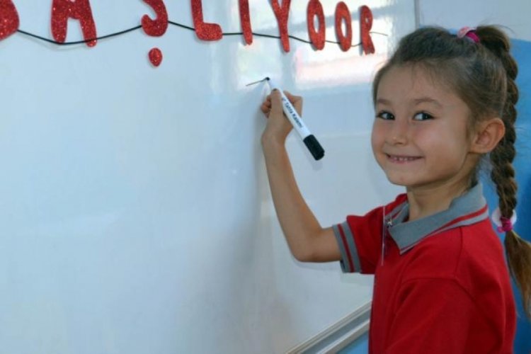 Bakan Tekin'den 'okul kıyafetleri' uyarısı
