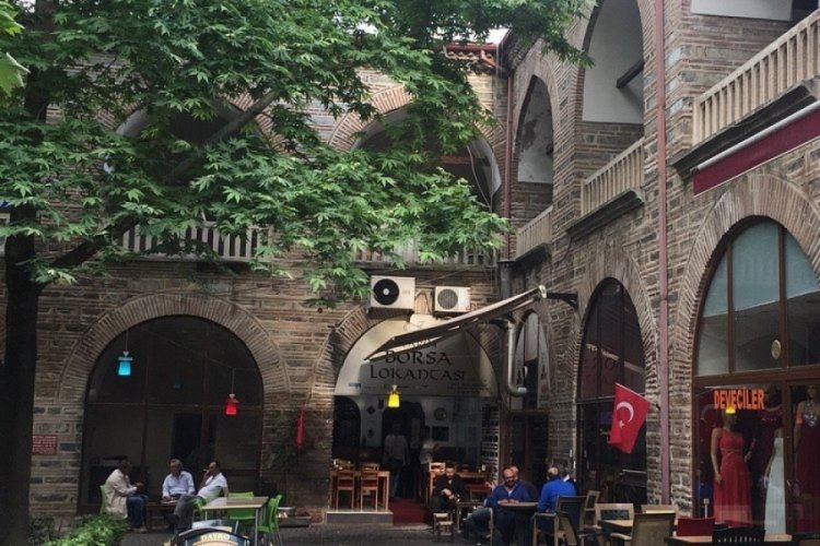Bursa'nın tarihi hanlarında sosyal alan krizi!