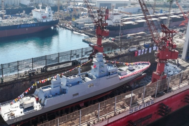 TCG İçel denize indirildi