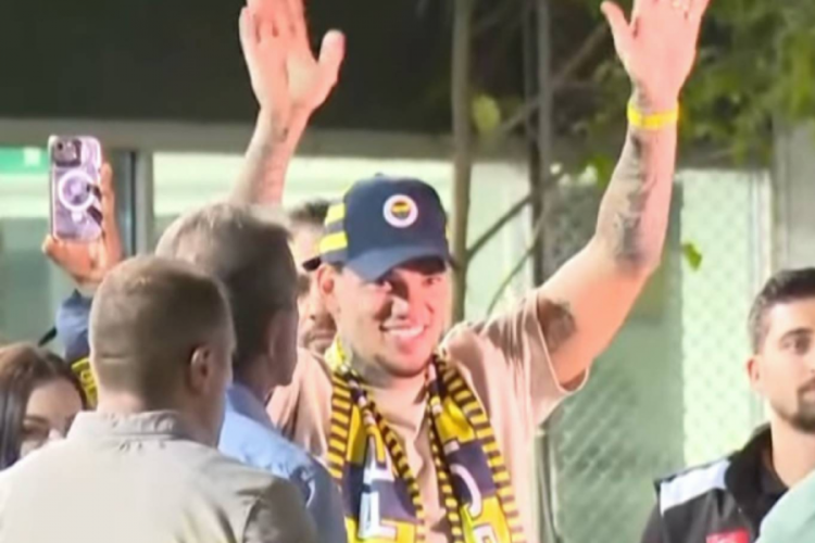 Fenerbahçe'nin yeni transferi Ederson, İstanbul'a iniş yaptı! 