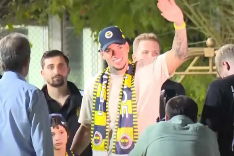 Fenerbahçe'nin yeni transferi Ederson İstanbul'da