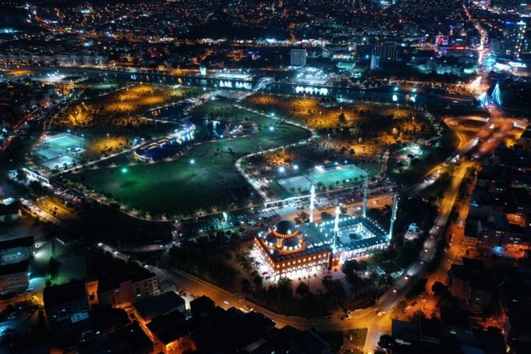 Bursa'da kandil ikramı! Her yerde aynı gün aynı saat...