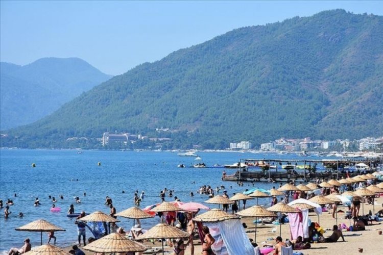 Antalya, 8 ayda 12 milyona yakın yabancı turisti ağırladı 